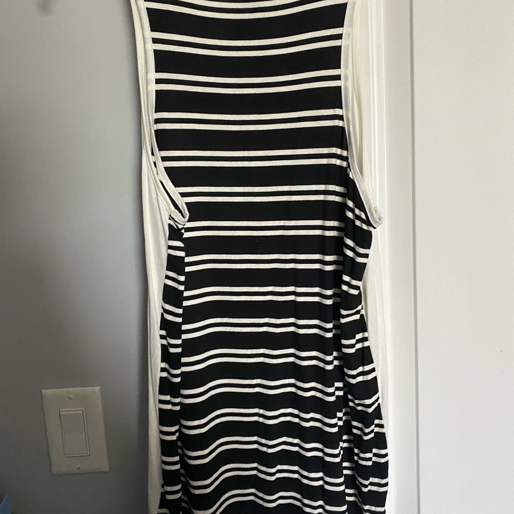 Tank top - Picture 2 of 2